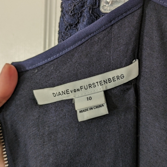New DVF Diane Von Furstenberg Scotia Navy Blue Eyelash Lace Pencil Skirt Size 10 - Picture 3 of 10